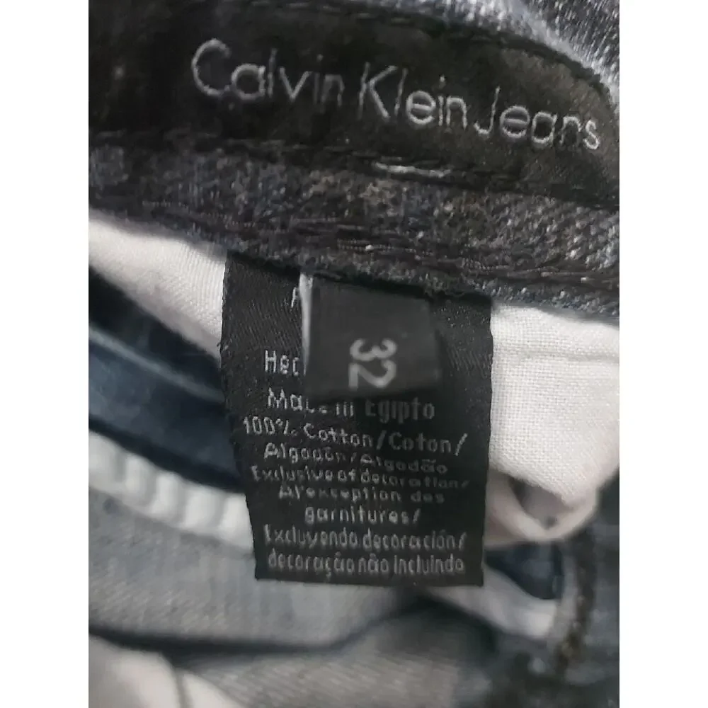 Calvin Klein Slim Straight Low Rise Distressed Jean 32 Casual Classic Festival